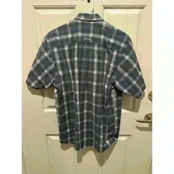 Ariat Pro Series Mens Shirt M Gray White Ventilated Arm Pits Plaid Button Down - Picture 6 of 7